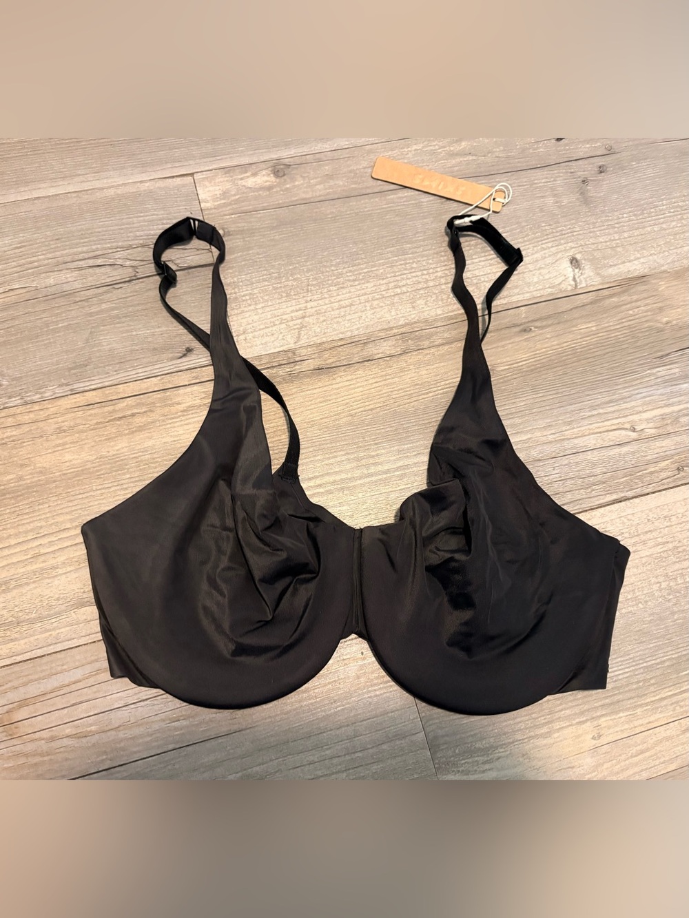 SKIMS Kim Kardashian smoothing intimates unlined minimizer bra 36C new with tags
